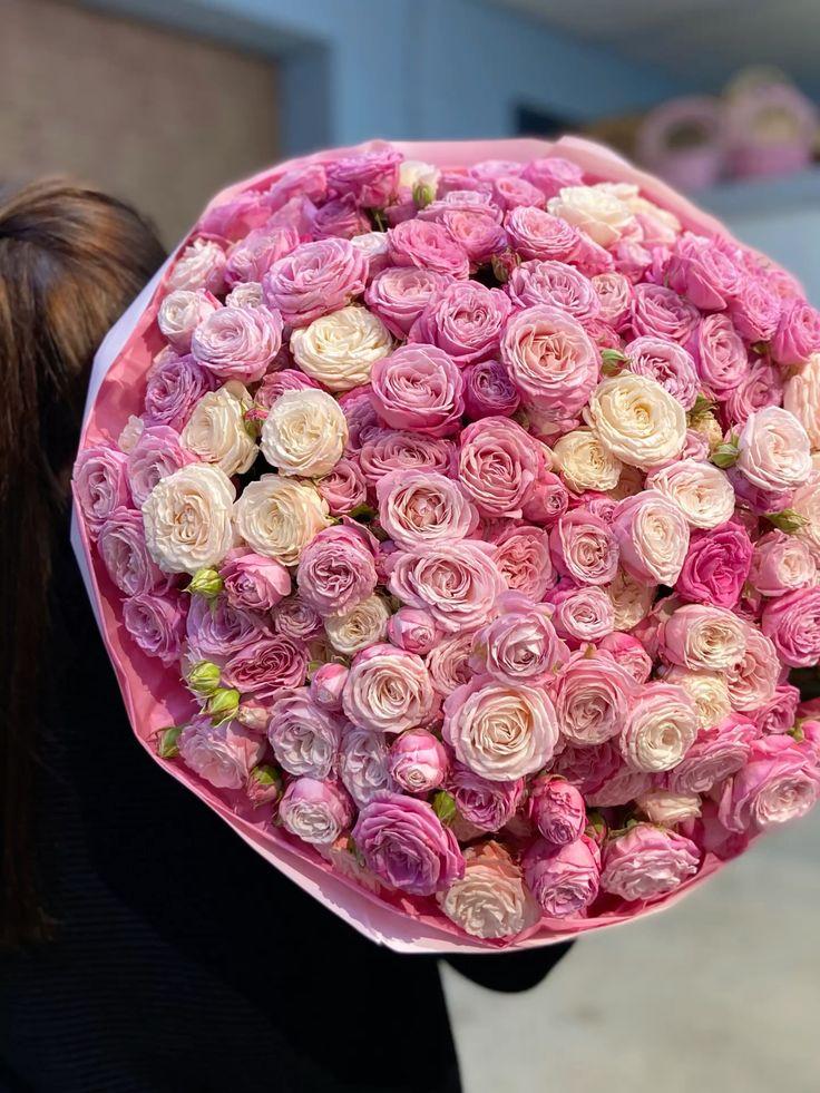 Velvet Twilight: Dusk's Enchanting Bouquet